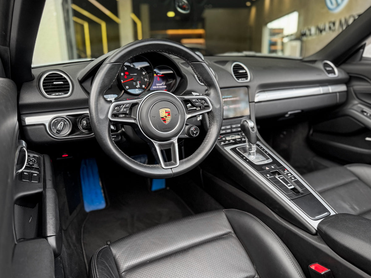 Porsche 718 Boxster 2024 — foto 7 de 16