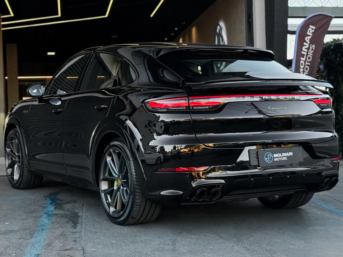 Porsche Cayenne Coupé Platinum Edition 2023 — foto 3 de 15