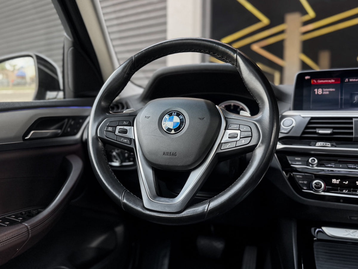 BMW X3 XDrive 30i 2019 — foto 13 de 16