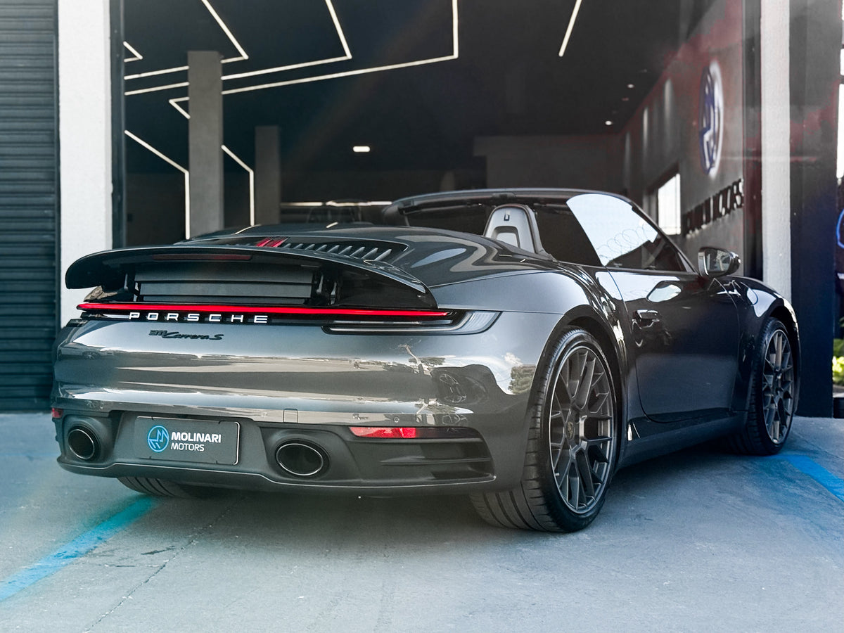 Porsche 911 Carrera S Cabriolet 2022 — foto 3 de 18