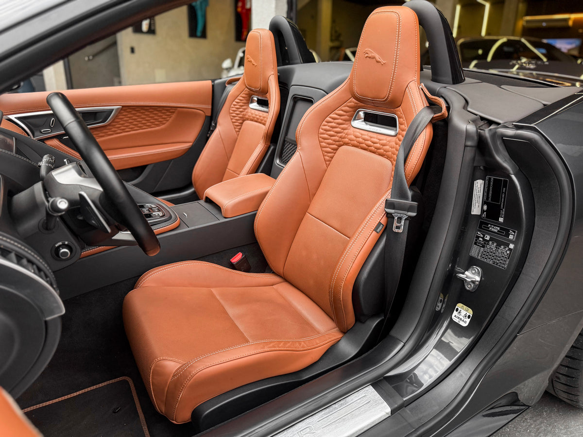 Jaguar F-Type P300 2024 — foto 10 de 17