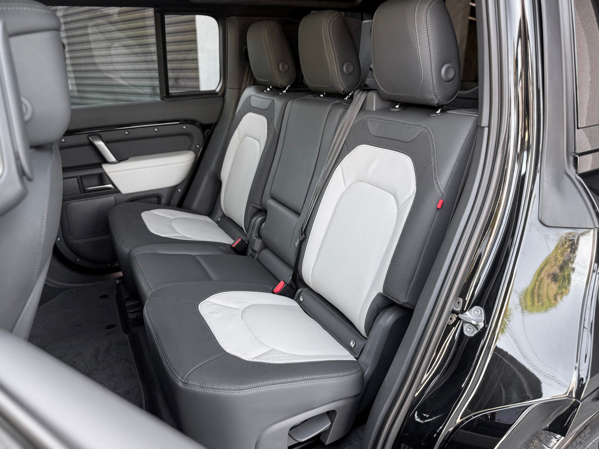 Land Rover Defender X-Dynamic HSE 2023 — foto 10 de 18