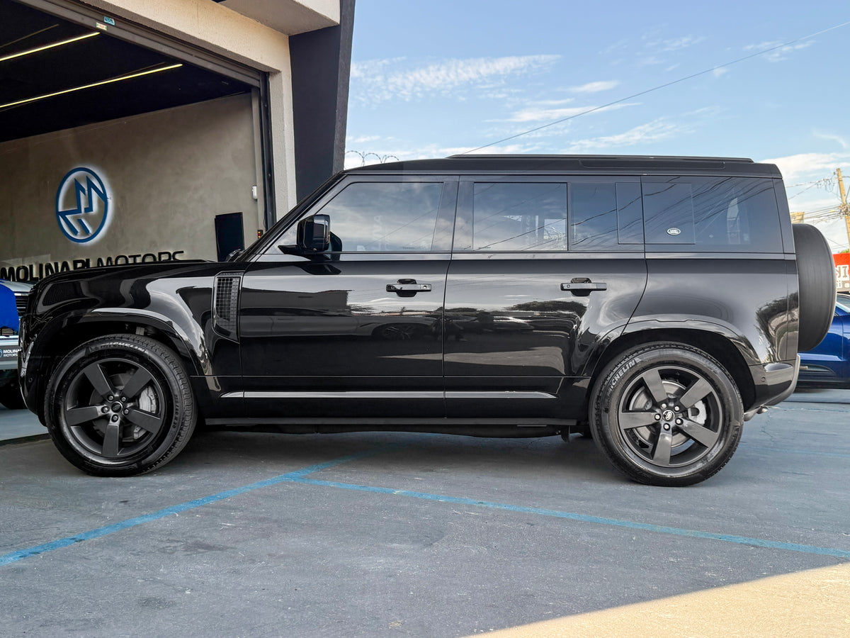 Land Rover Defender X-Dynamic HSE 2023 — foto 3 de 18