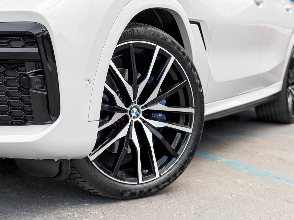 BMW X6 X-Drive40  40I 2023 — foto 16 de 16