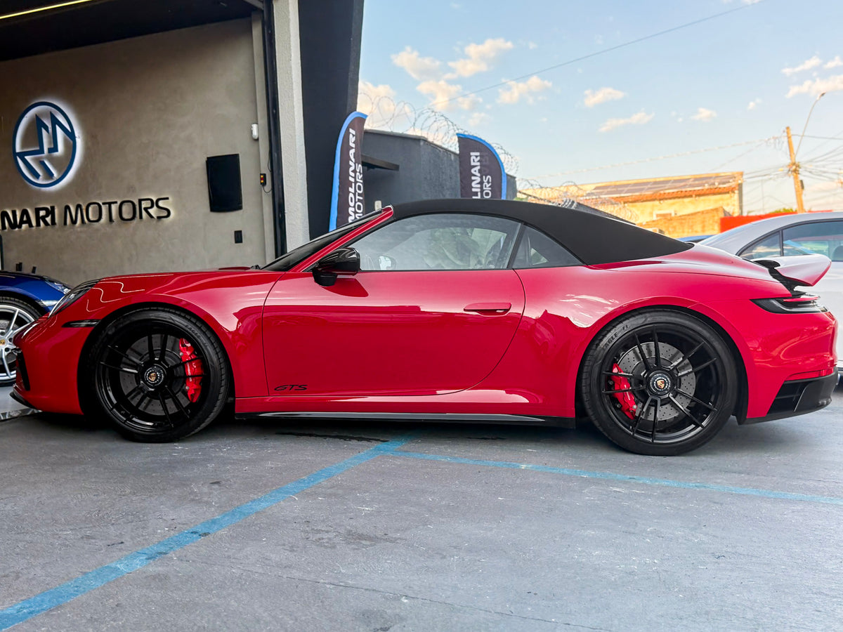 Porsche 911 Carrera GTS Cabriolet 2023 — foto 4 de 20
