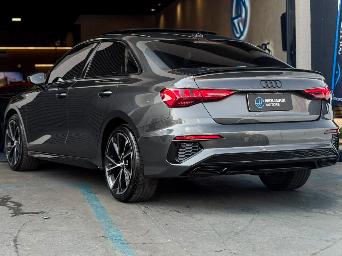 Audi A3 Performance Black 2023 — foto 3 de 16