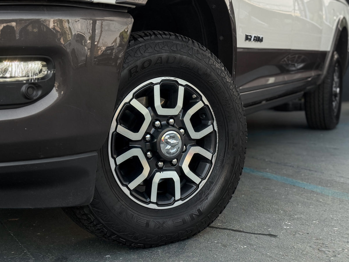 RAM 3500 Longhorn 2024 — foto 14 de 14
