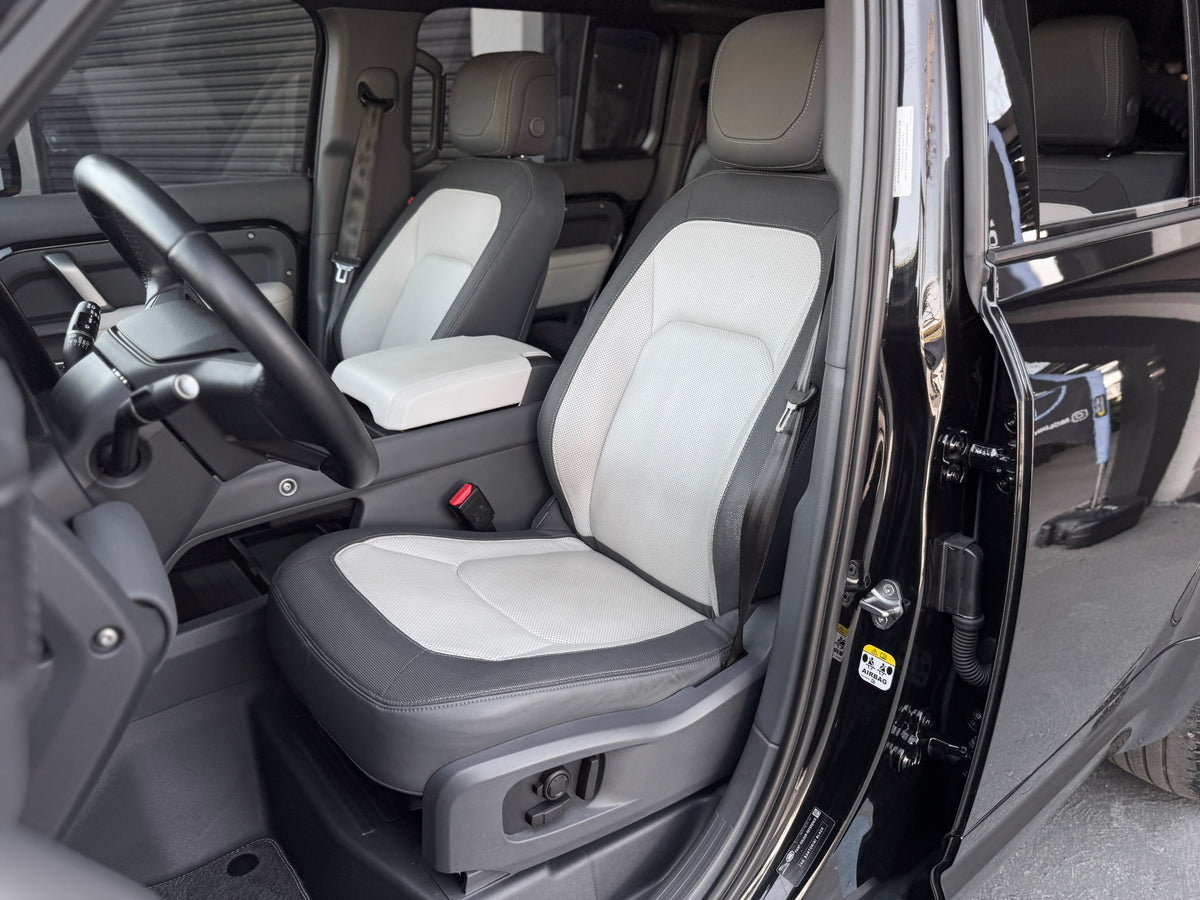 Land Rover Defender X-Dynamic HSE 2023 — foto 9 de 18