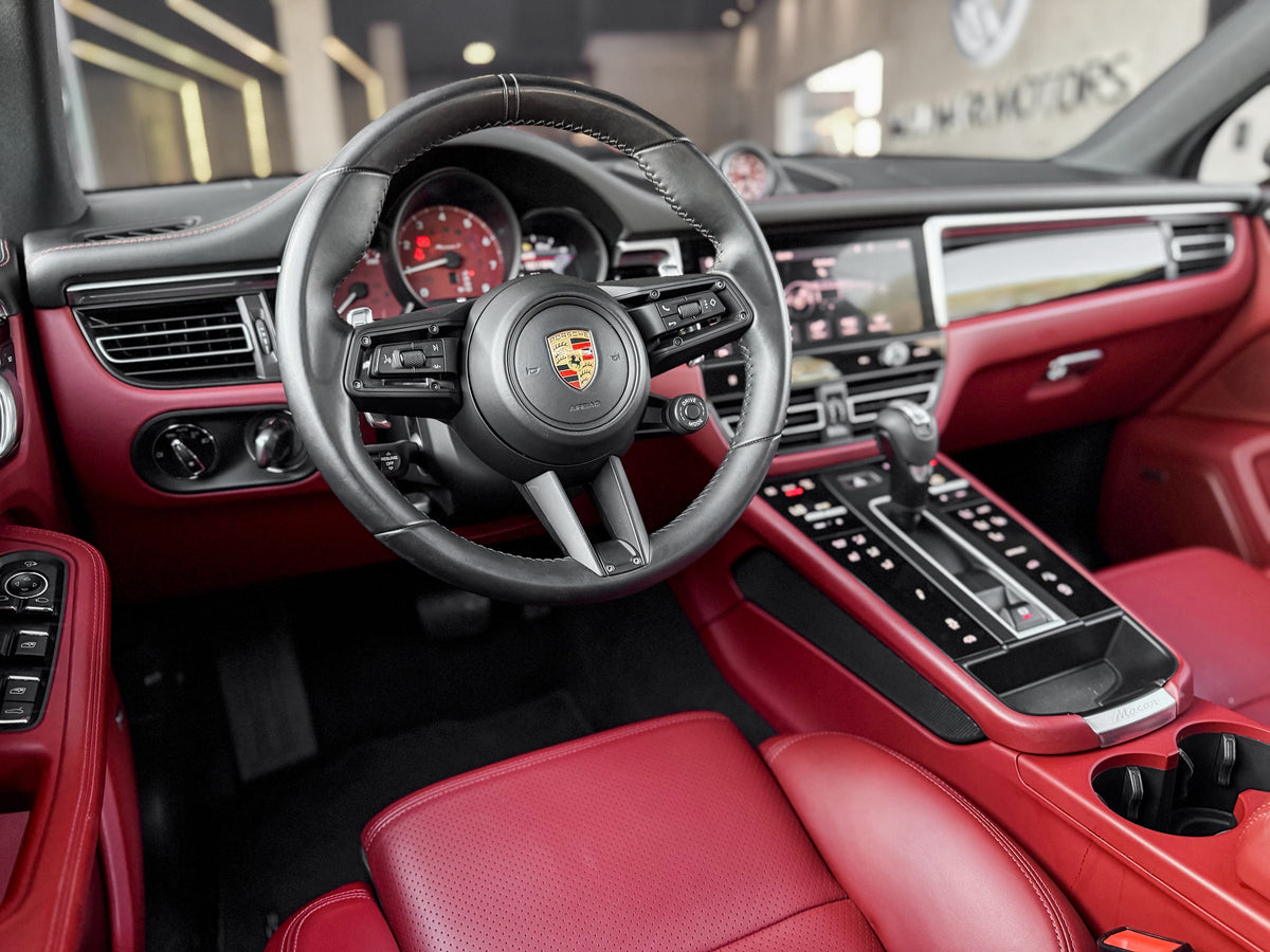 Porsche Macan T 2022 — foto 6 de 16