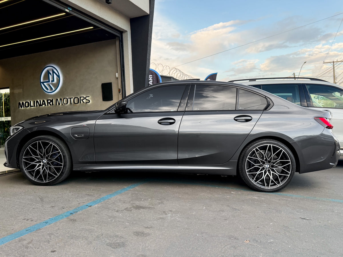 BMW 330e M Sport 2022 — foto 5 de 16