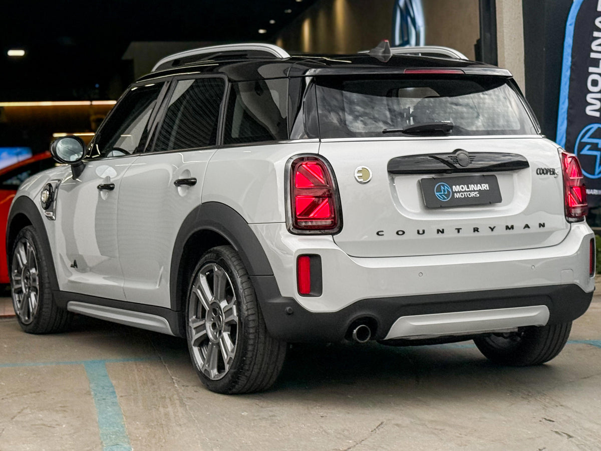 MINI Cooper Countryman — foto 3 de 16