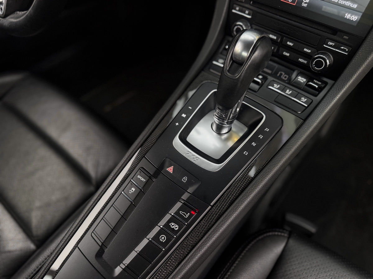 Porsche 718 Cayman 2019 — foto 11 de 15