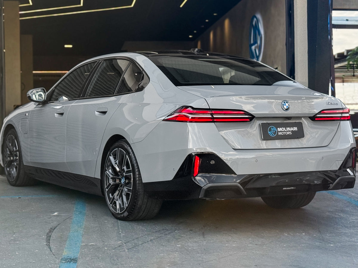 BMW 530e M Sport 2025 — foto 3 de 16