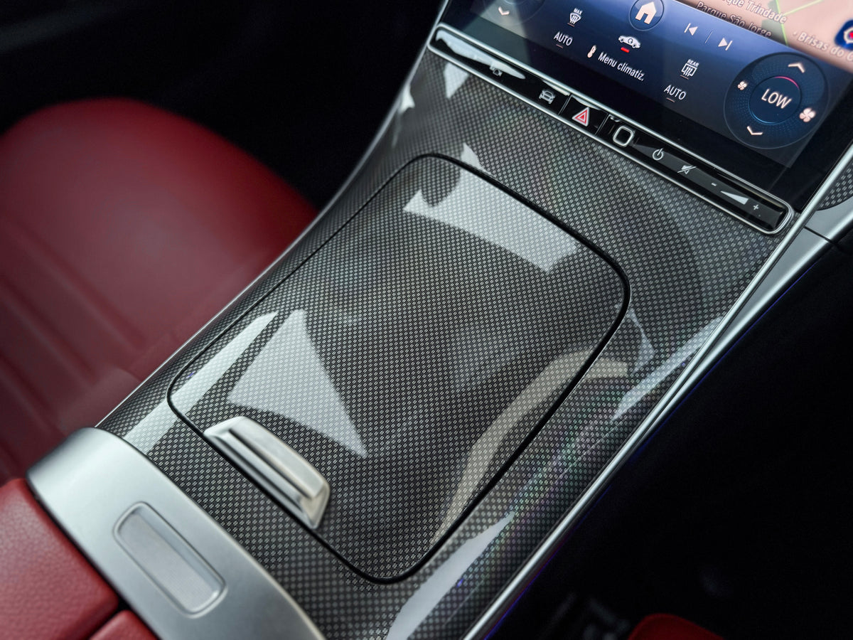 Mercedes C300 AMG Line 2025 — foto 13 de 16