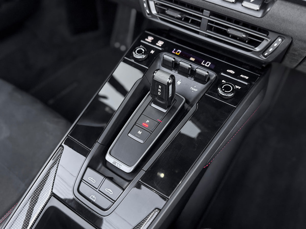 Porsche 911 Carrera GTS Cabriolet 2023 — foto 17 de 20