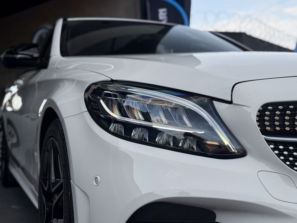 Mercedes C 300 Sport 2019 — foto 16 de 17