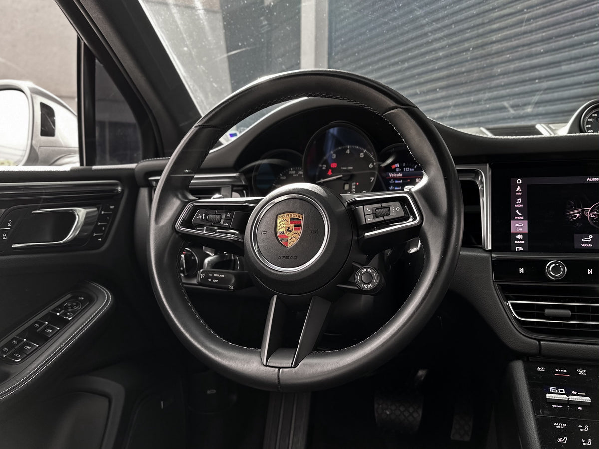 Porsche Macan 2022 — foto 13 de 16
