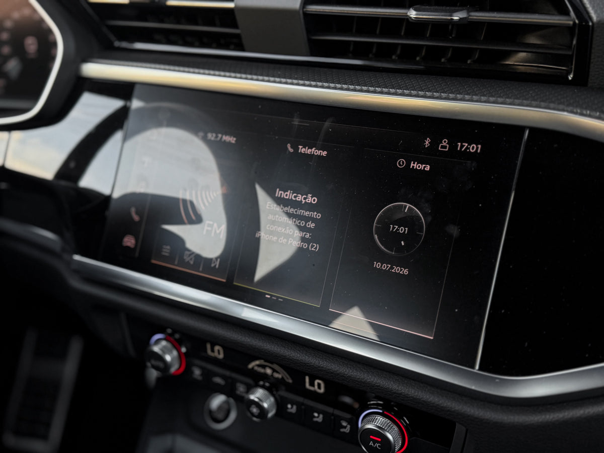 Audi Q3 SPB Perf. Black Plus 2024 — foto 10 de 16