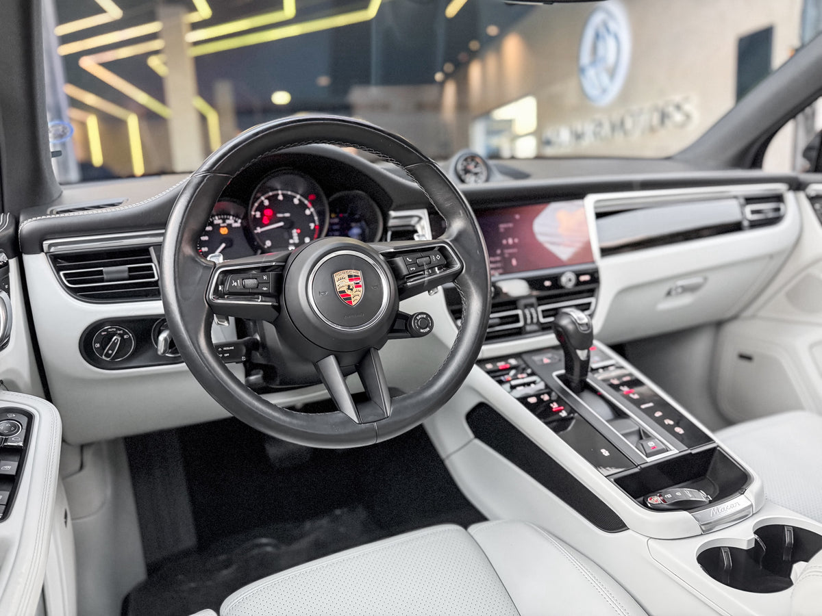 Porsche Macan 2023 — foto 6 de 15