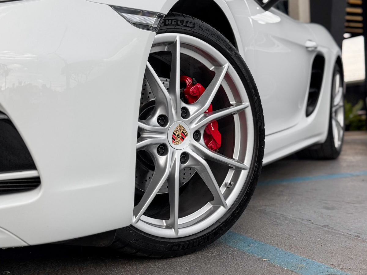 Porsche 718 Boxster 2024 — foto 16 de 16