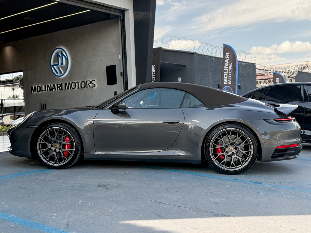 Porsche 911 Carrera S Cabriolet 2022 — foto 6 de 18