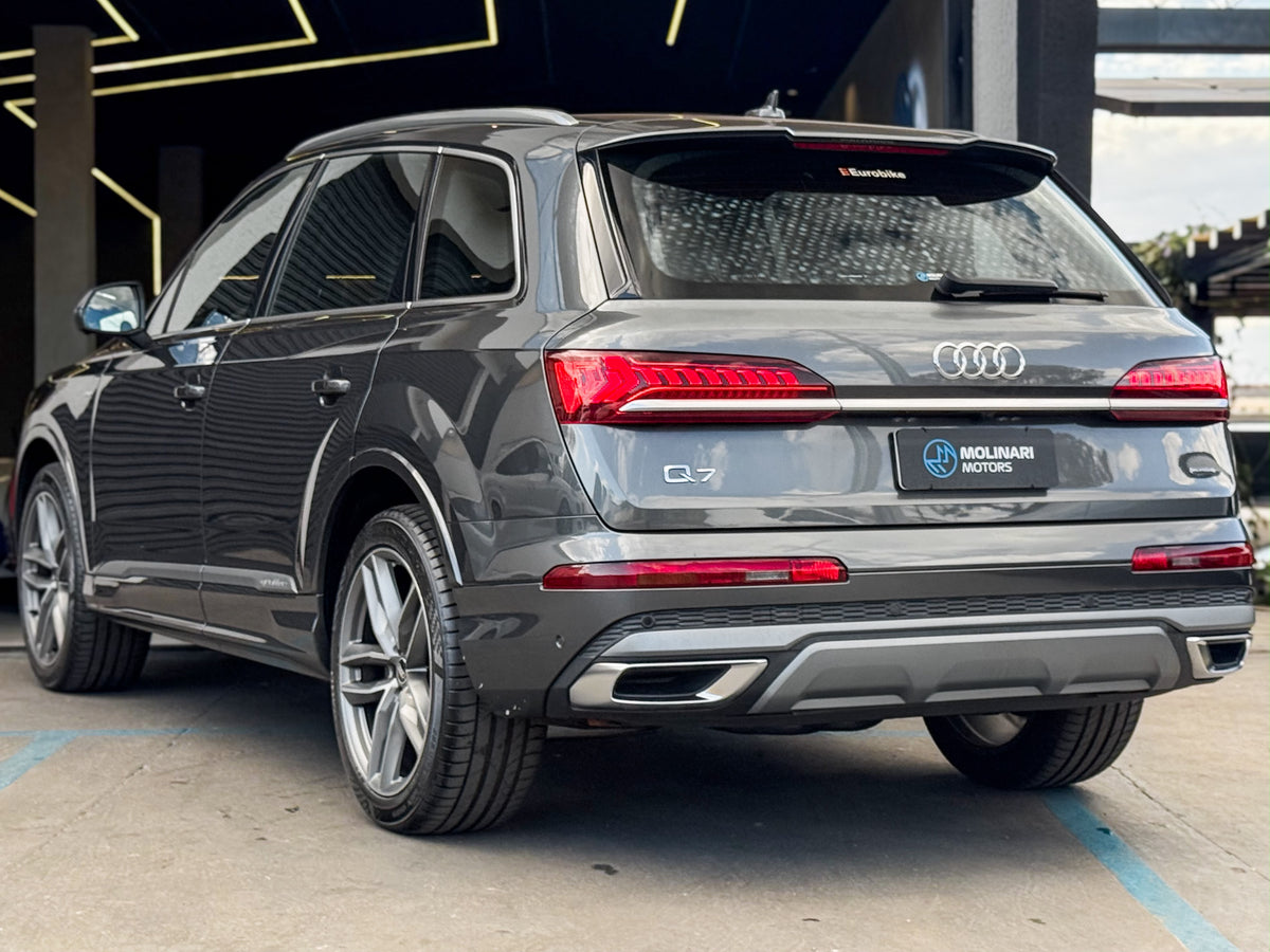 Audi Q7 S-Line 2022 — foto 3 de 16