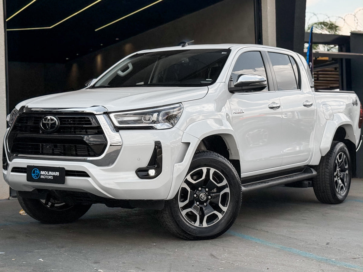 Toyota Hilux SRX Plus 2025