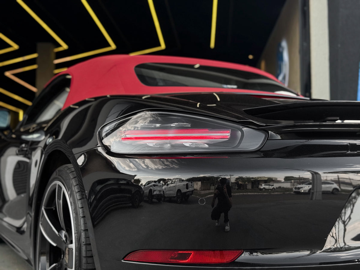 Porsche 718 Boxster 2019 — foto 14 de 16
