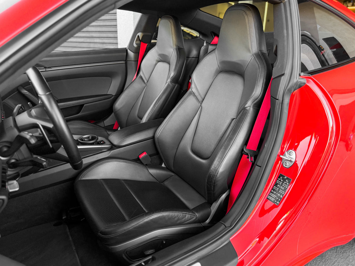 Porsche 911 Carrera 2020 — foto 8 de 17