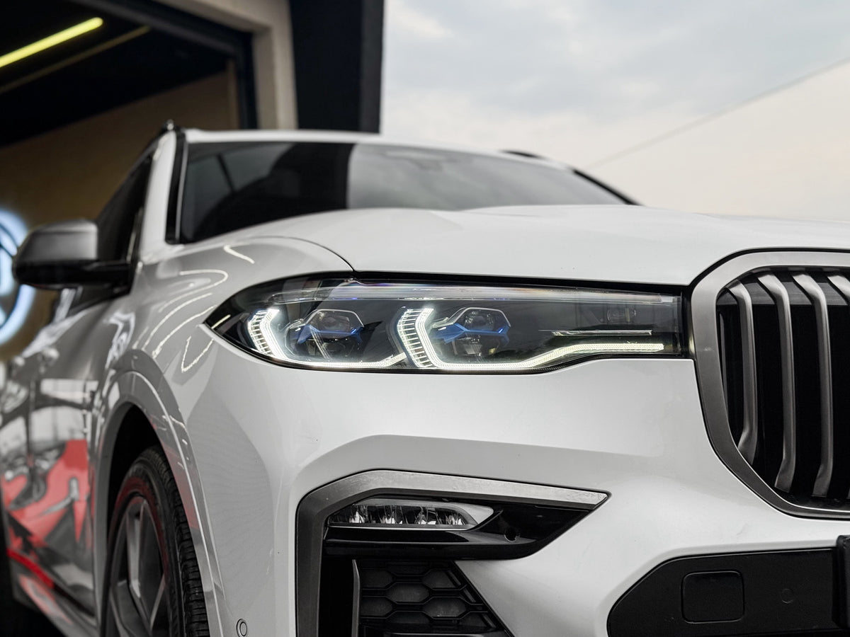 BMW X7 M50i 2022 — foto 17 de 18