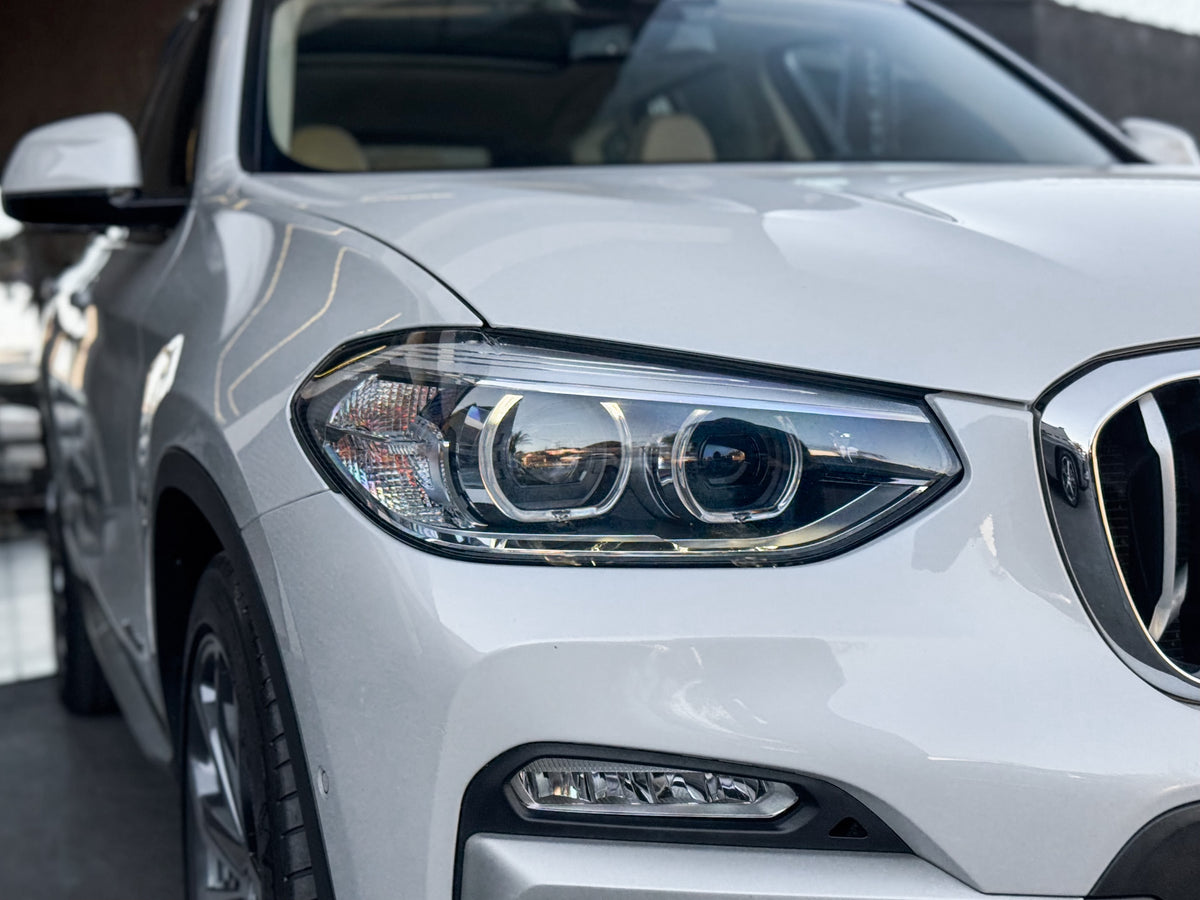 BMW X3 XDrive 30i 2018 — foto 15 de 16