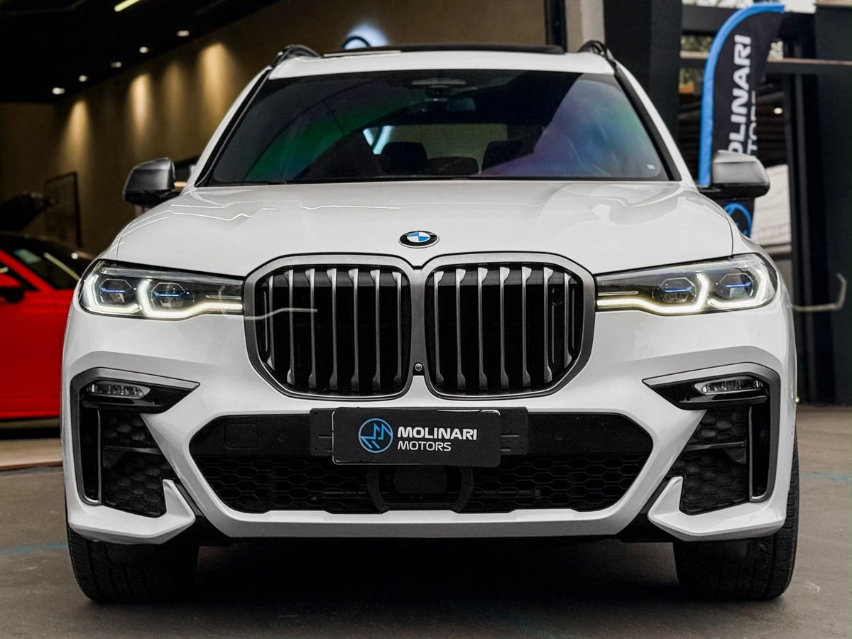 BMW X7 M50i 2022 — foto 2 de 18