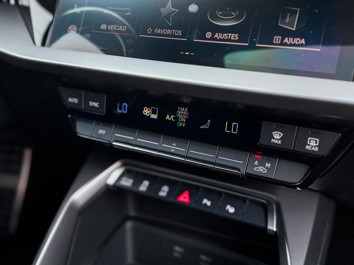 Audi A3 Performance Black 2023 — foto 11 de 16