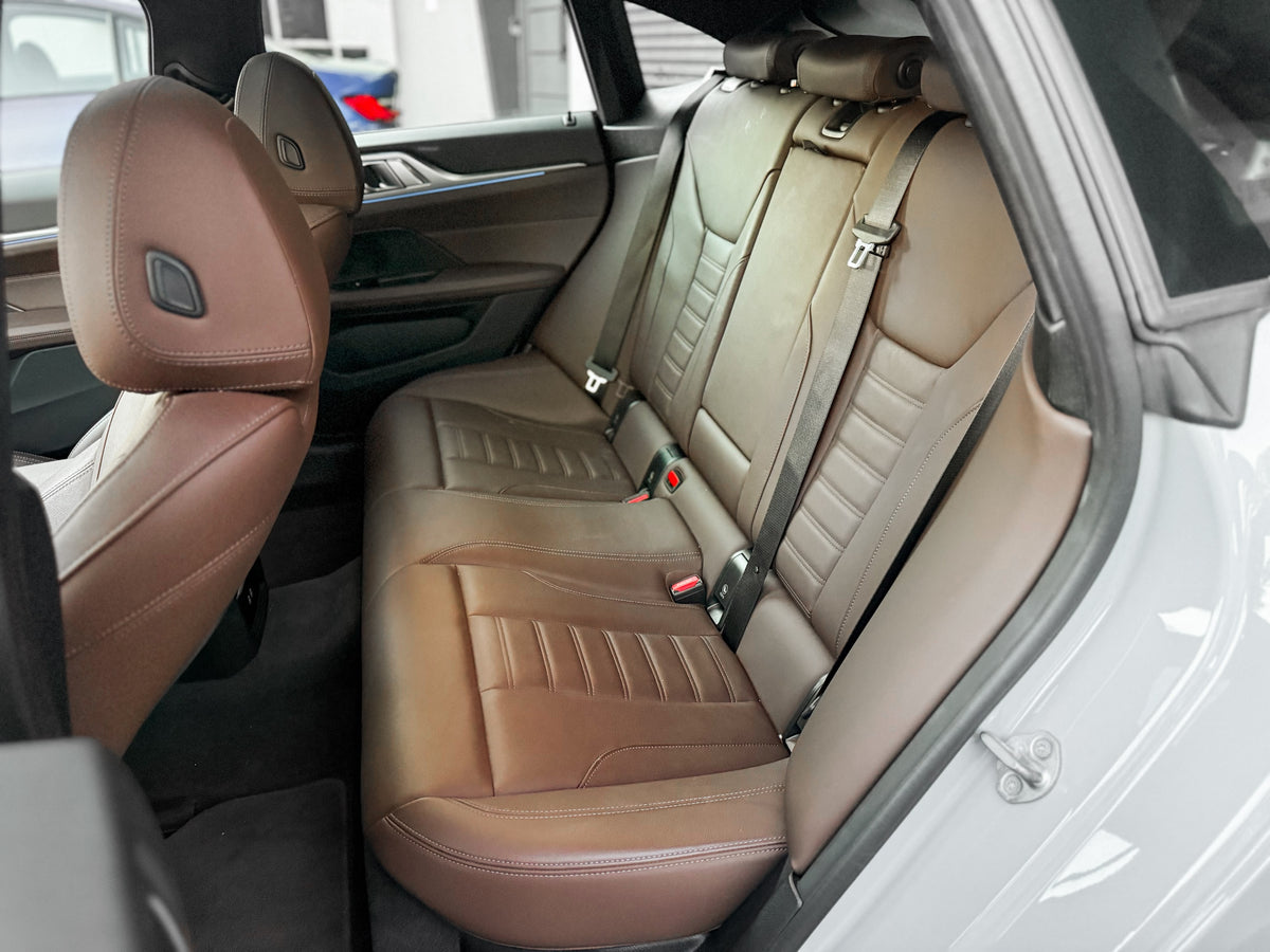 BMW i4 eDrive 35 M Sport 2024 — foto 8 de 15
