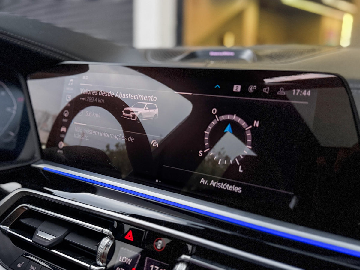 BMW X7 M50i 2022 — foto 12 de 18