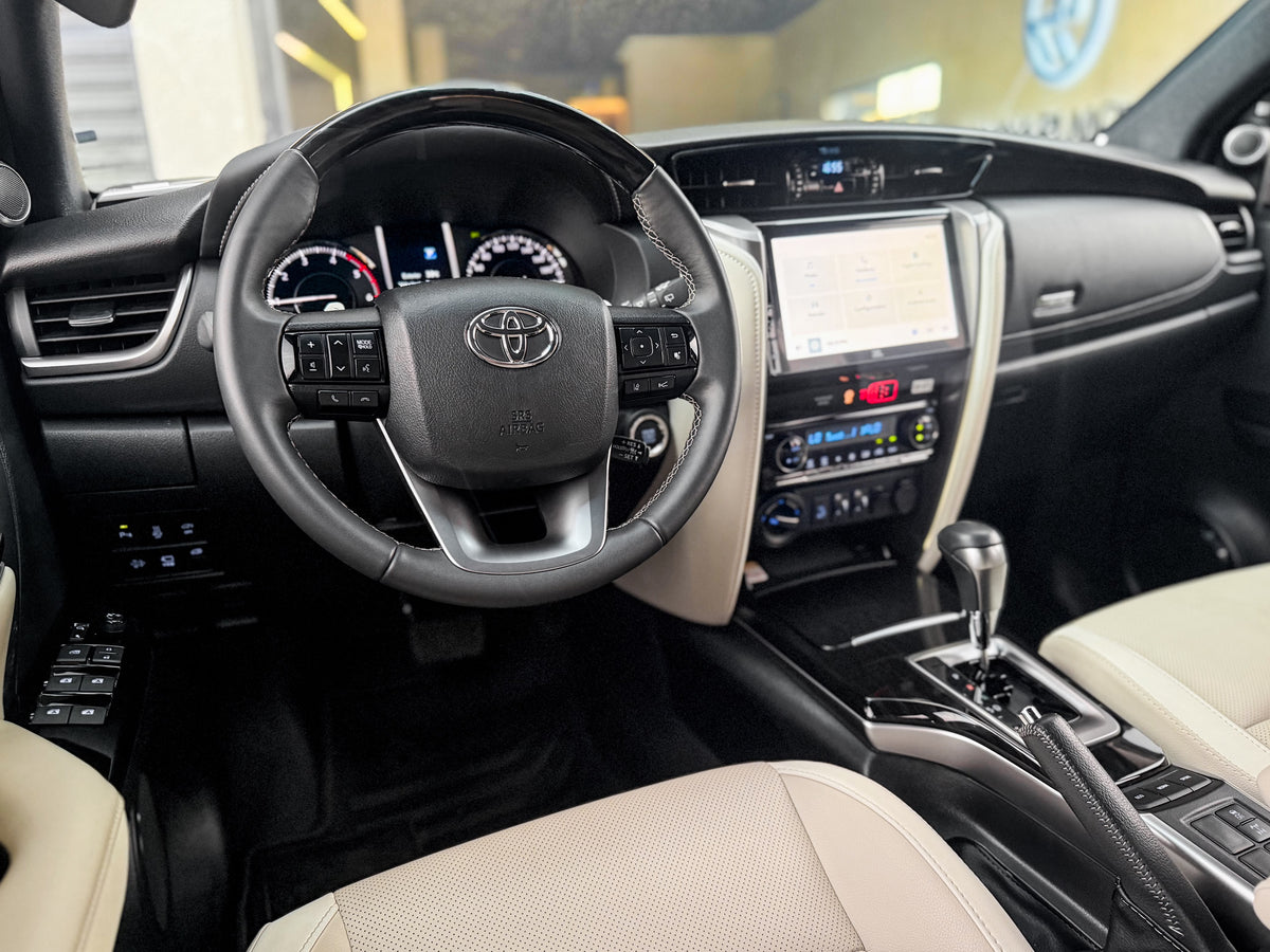 Toyota Hilux SW4 Diamond 2024 — foto 6 de 18