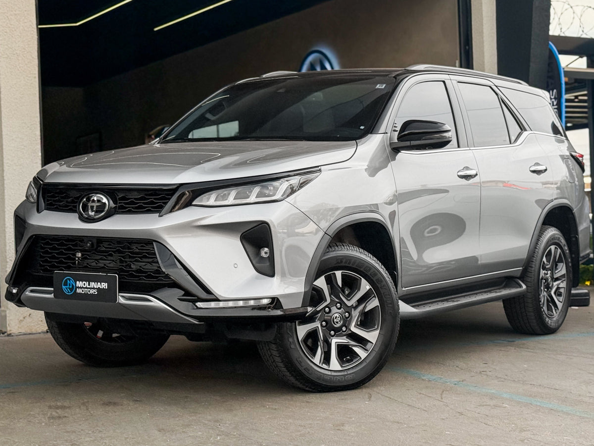 Toyota Hilux SW4 Diamond 2024