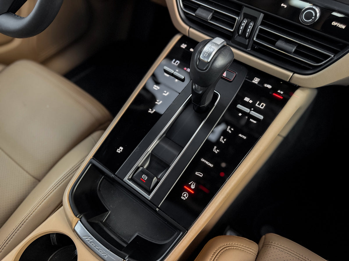 Porsche Macan 2025 — foto 12 de 16