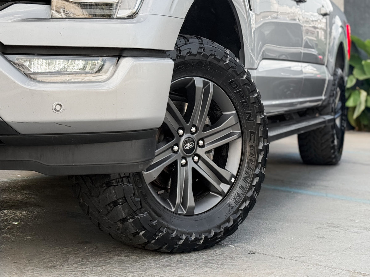 Ford F-150 Lariat 2023 — foto 16 de 16