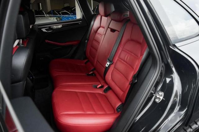 PORSCHE MACAN T 2023 - imagem 9