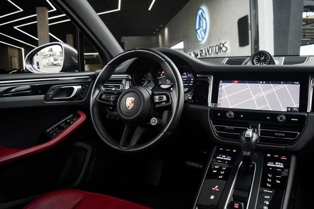 PORSCHE MACAN T 2023 - imagem 7
