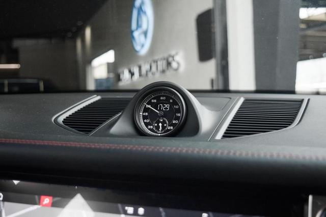 PORSCHE MACAN T 2023 - imagem 10