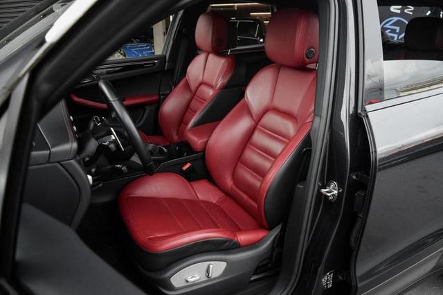PORSCHE MACAN T 2023 - imagem 8