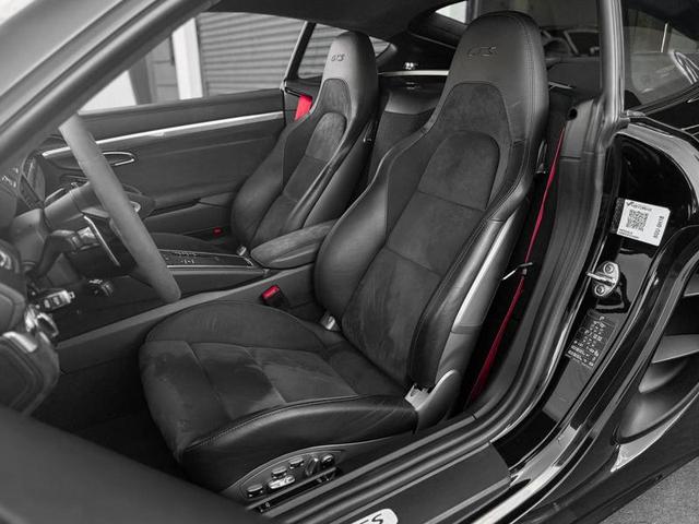 PORSCHE CAYMAN GTS 2019 - imagem 8
