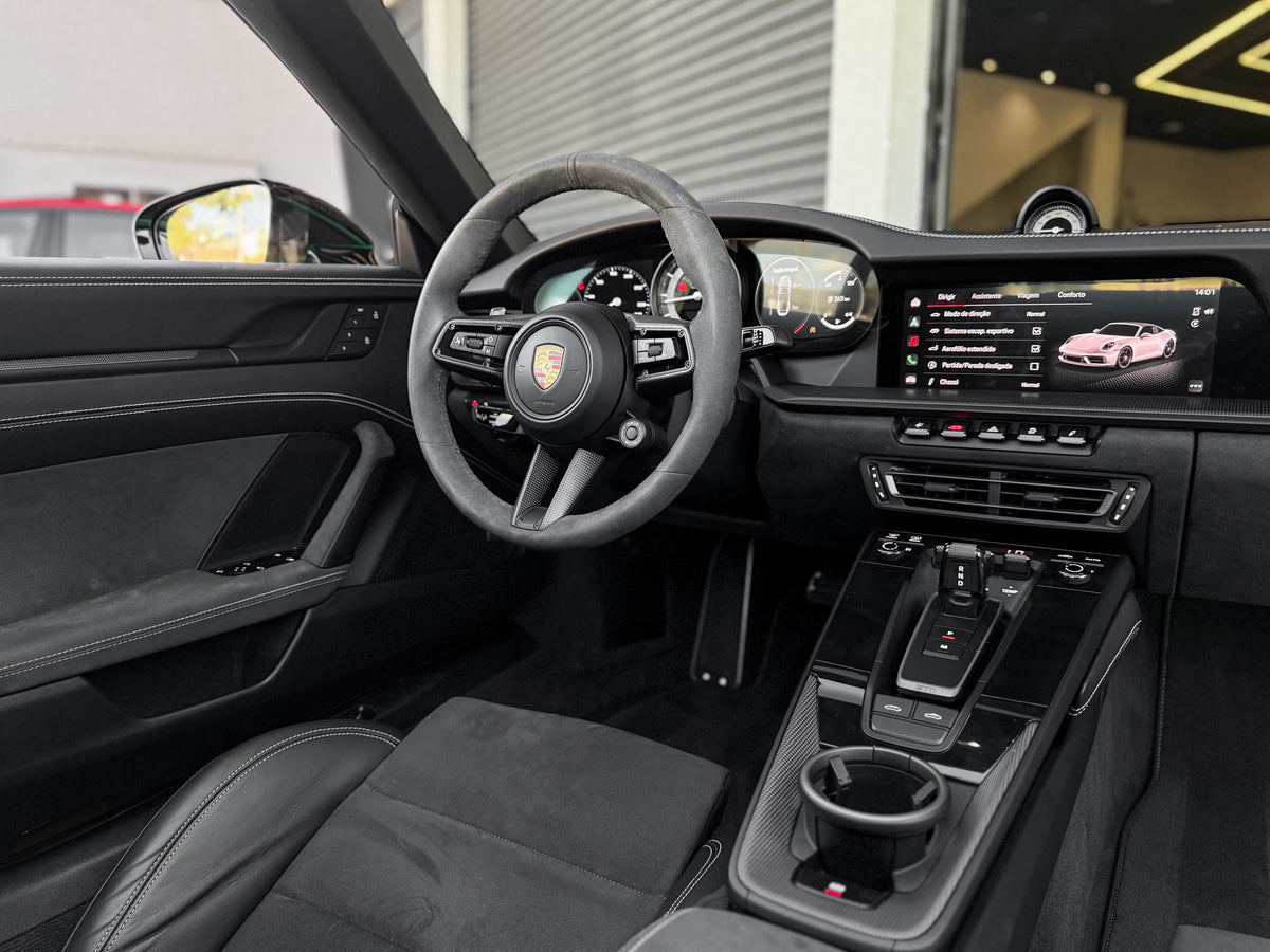 Porsche 911 Targa 4GTS 2022 — foto 7 de 16