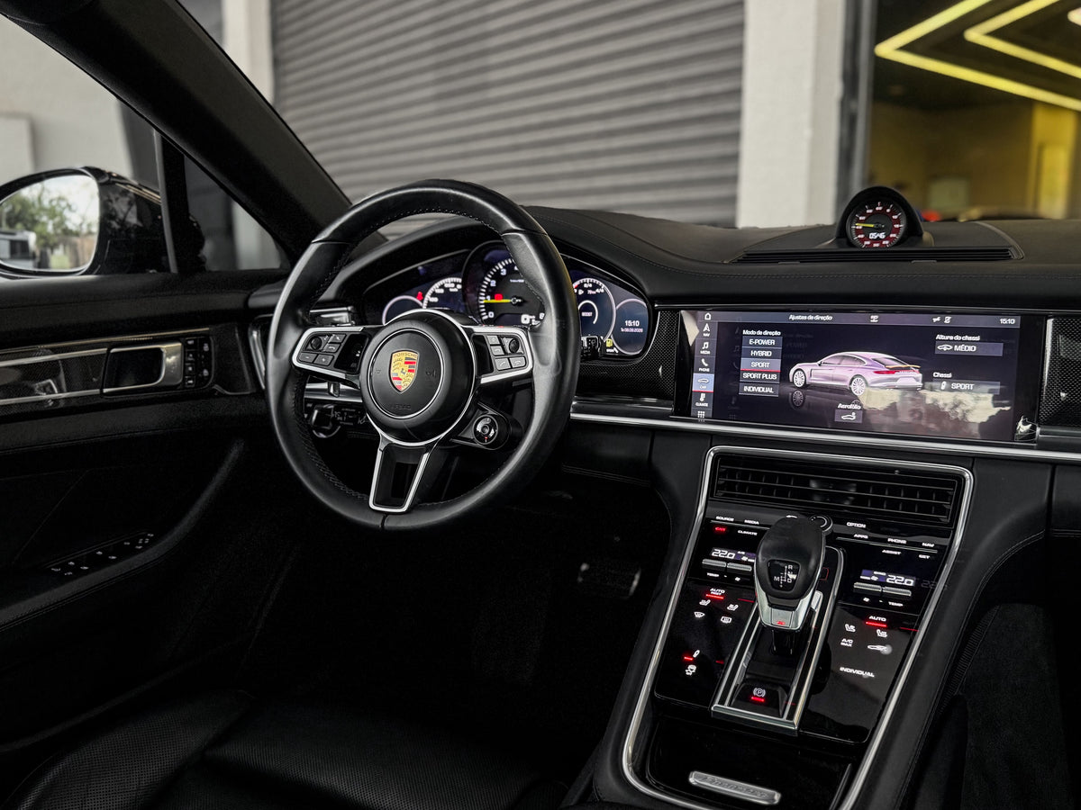 Porsche Panamera 4 E-Hybrid 2020 — foto 7 de 16