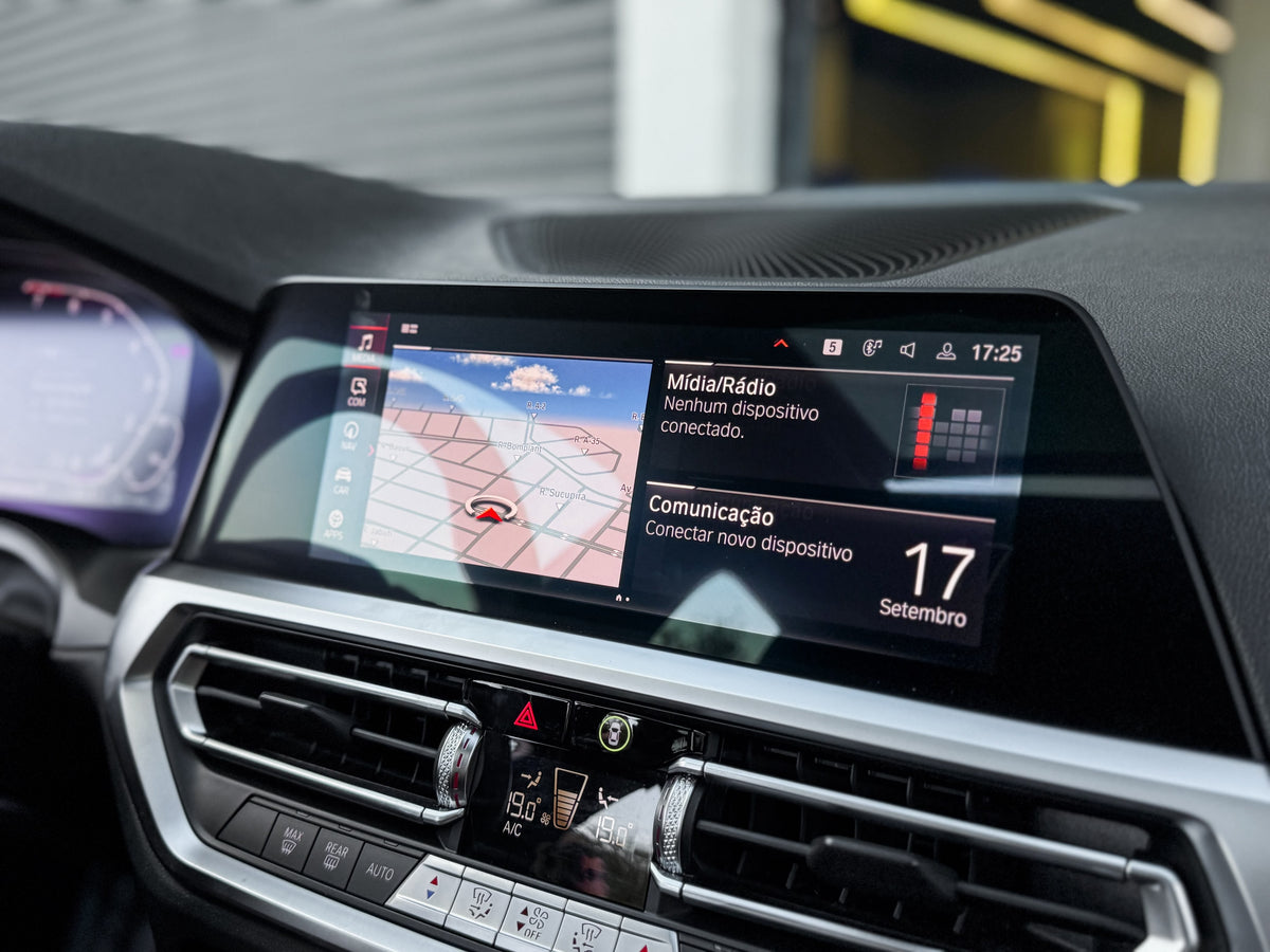 BMW 330e M Sport 2022 — foto 10 de 16
