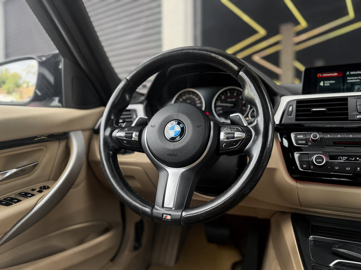 BMW 320i M Sport 2017 — foto 13 de 16