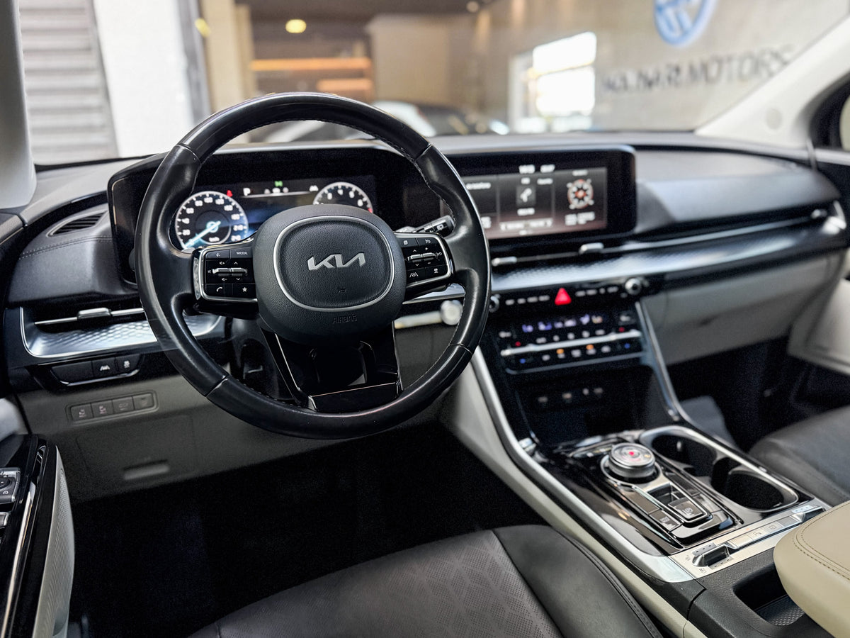KIA Carnival EX V6 2022 — foto 5 de 16