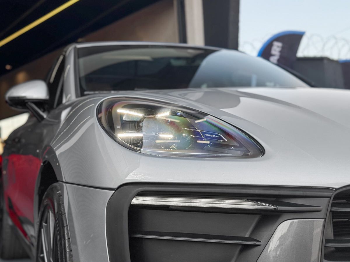 Porsche Macan T 2022 — foto 15 de 16